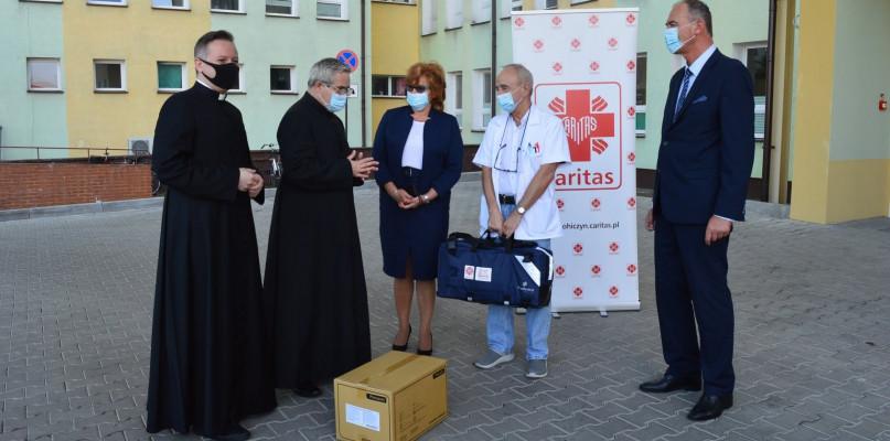 Caritas ufundował respirator dla sokołowskiego szpitala