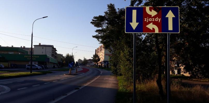 Pod Gamą skręcamy w lewo z czerwonego pasa