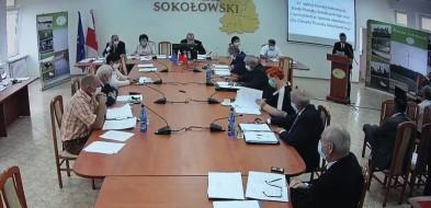 Zarząd powiatu sokołowskiego z absolutorium i wotum zaufania