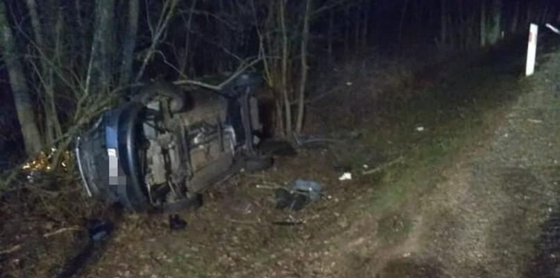 Młoda dziewczyna zginęła na łuku drogi
