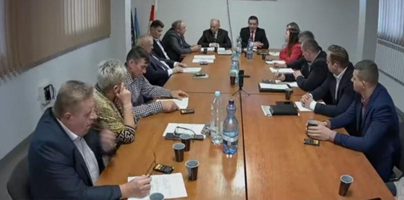 Gmina zaoszczędzi. Wrócił temat diet radnych z Sabni.