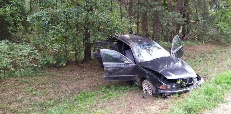 BMW dachowało, pasażerkę zabrał śmigłowiec LPR