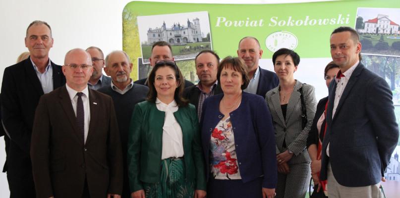 Samorządowcy przygotowują strategię dla PKS Sokołów