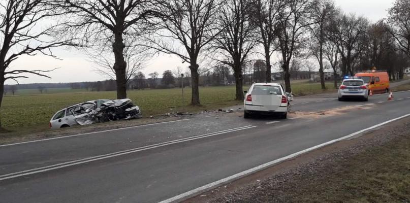 Nietrzeźwa 33-latka doprowadziła do zderzenia samochodów