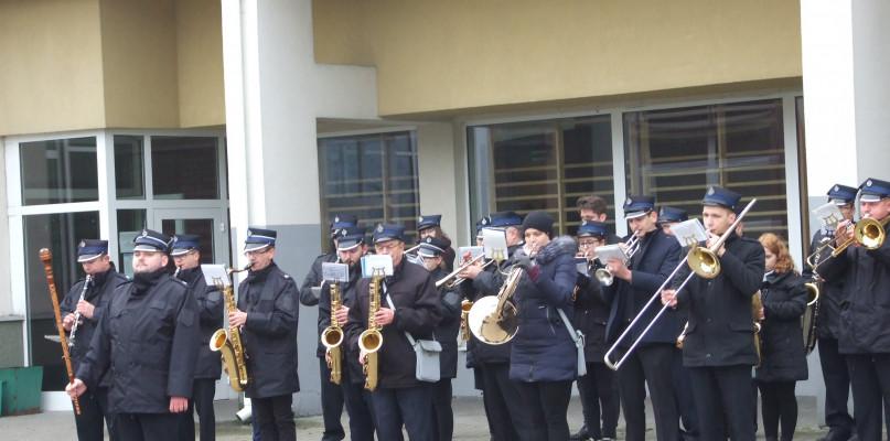 Orkiestra Dęta OSP Sterdyń ma nowe instrumenty i mundury
