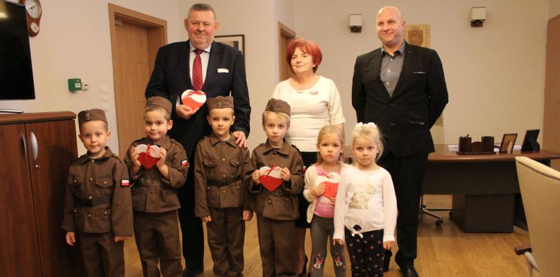 100 serc od przedszkolaków na 100-lecie niepodległości!