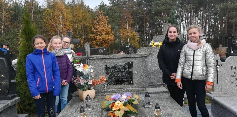 Pokazali, że w czasach okrutniej wojny można być człowiekiem...