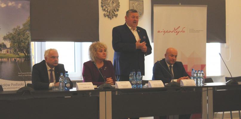 Miasto dostało 800 tys. zł na dokończenie remontu stadionu na Lipowej