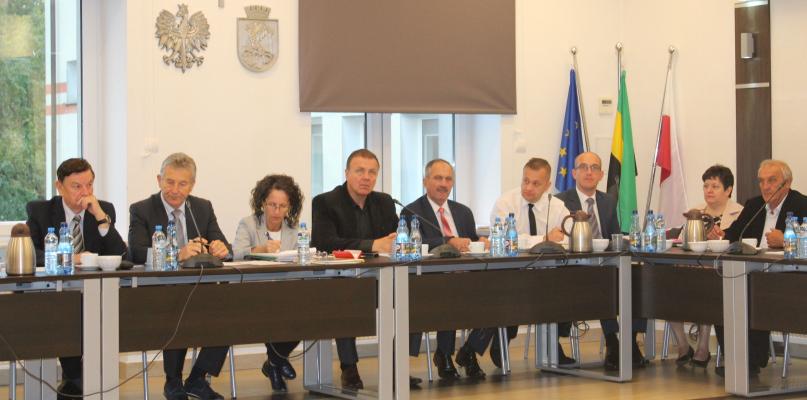 Burmistrz Bogusław Karakula od lipca z mniejszą pensją