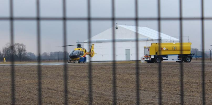 Śmigłowiec z chorym lądował w Sokołowie, miał za mało paliwa