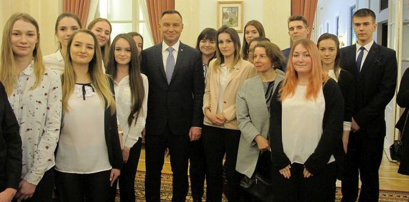 Licealiści z Sadowej na „Lekcji RP” w Pałacu Prezydenckim 