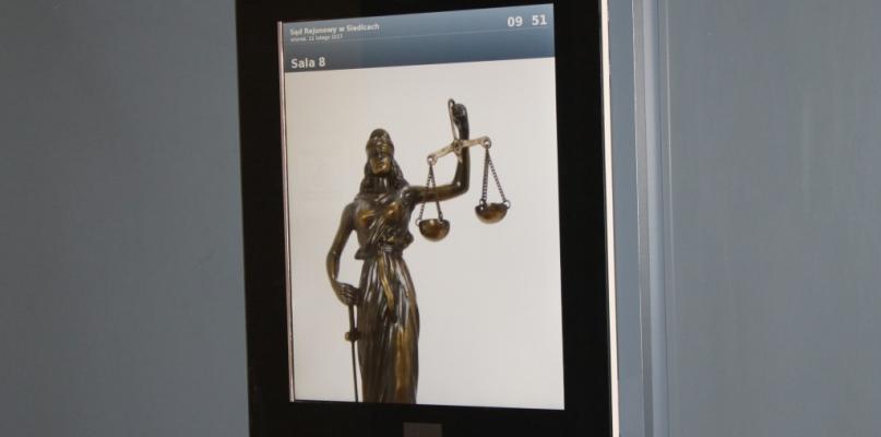 Rozprawa przed sądem pracy odwołana, bo starosta w szpitalu