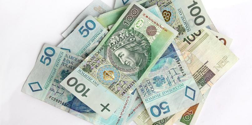 Brał rentę po zmarłej matce, miał się uczyć, a tymczasem…