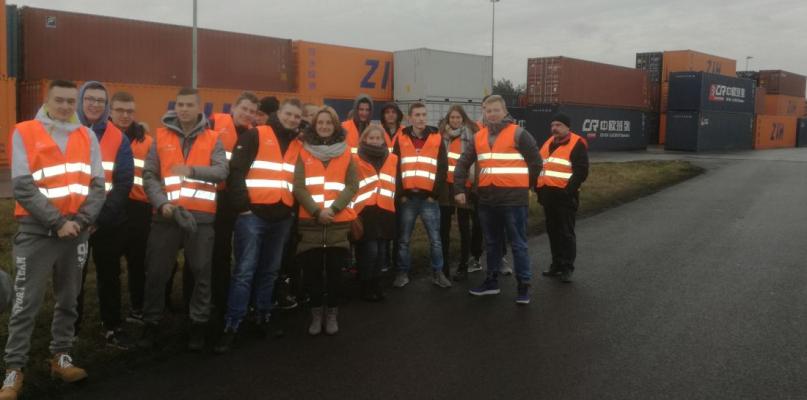 Logistycy z „Szarej” na zajęciach praktycznych w Małaszewiczach
