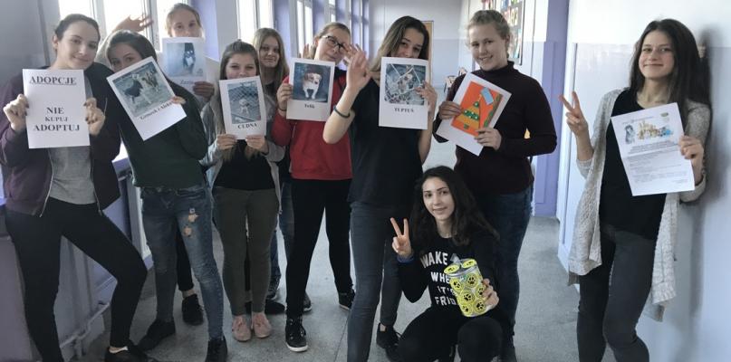 Uczniowie „Trójki” zapraszają na kiermasz. Dochód na szczytny cel.