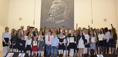 Sterdyń. Przypomnieli najpiękniejsze pieśni patriotyczne.