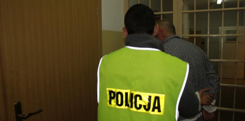Policjant po służbie pokrzyżował plany złodziejom