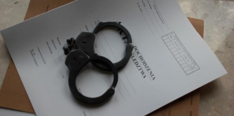 Podrobił podpis na umowie kupna samochodu, grozi mu wysoka kara