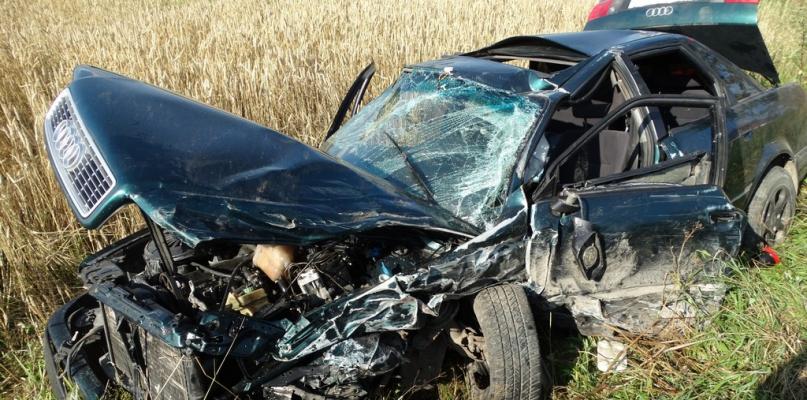 Wypadek pod Kudelczynem. 4 młode osoby trafiły do szpitali.