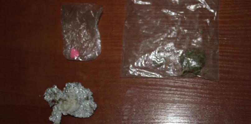 Policja wyjaśnia, czy złapany z narkotykami nie był dilerem