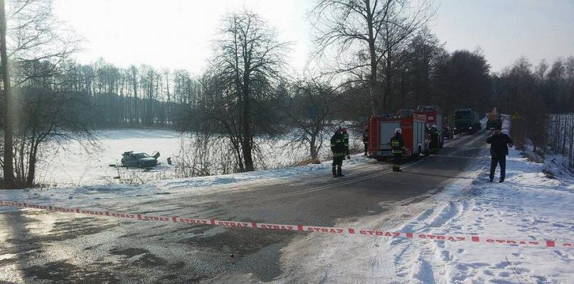 Rannego kierowcę laguny zabrał śmigłowiec LPR (aktualizacja)