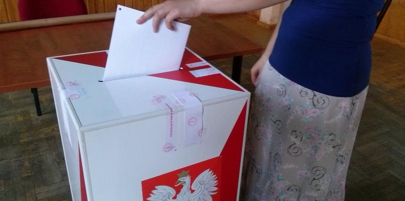 PiS wietrzy samorządy. Wójtowie i burmistrzowie na dwie kadencje?