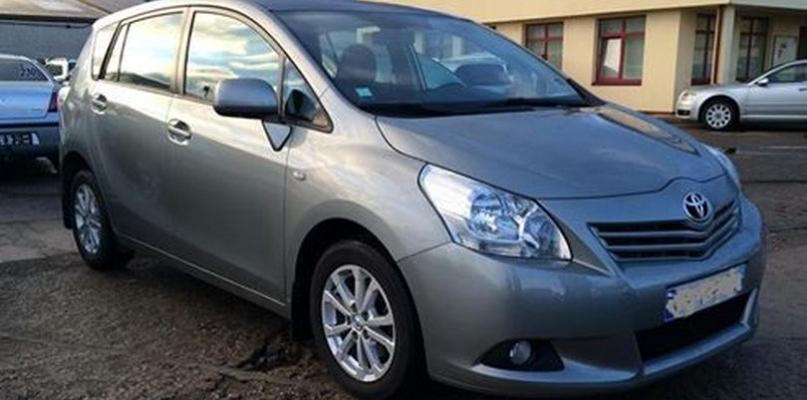 Złodzieje aut znów w akcji. Nie pogardzili 20-letnim audi.