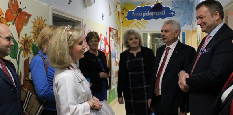 Senatorowie i wiceminister zdrowia w sokołowskim szpitalu