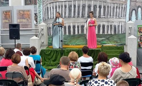 Licealiści promują czytanie
