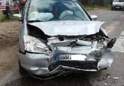 Opel i honda zderzyły się w Ceranowie