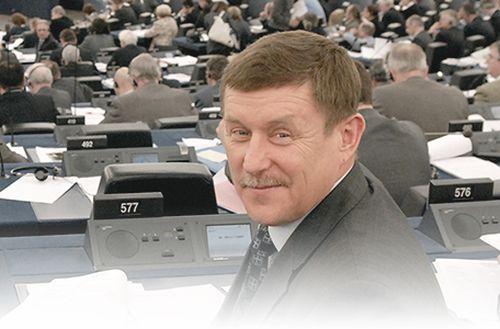 O wykupie ziemi przez cudzoziemców w PE