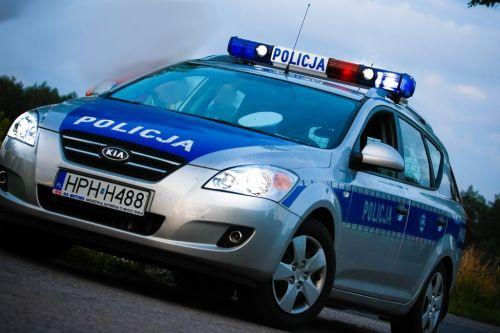 Testował nową drogę po pijaku i bez prawka