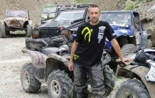 Quadami jadą aż z Chin