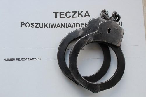 Poszukiwany trafi za kratki