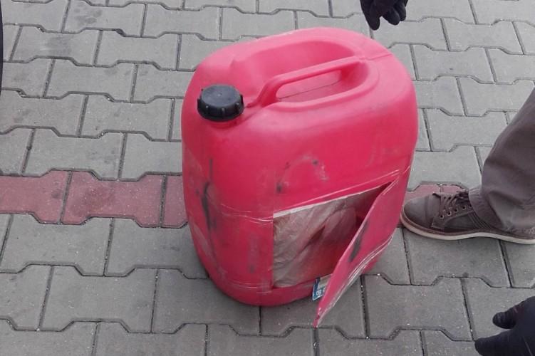 Udaremniono przemyt aż 11 kilogramów narkotyków