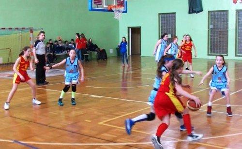 Sukces koszykarek w Elblągu. W finale wygrały 46:6.