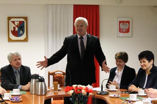 Poniedziałek pod znakiem sesji inauguracyjnych