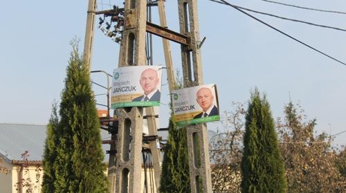 Komitet ma zdjąć te plakaty