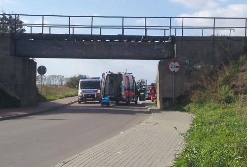 Uratowali desperata, który groził skokiem z wiaduktu