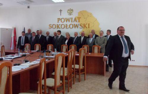 Siły są teraz wyrównane...