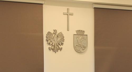 Komu przeszkadza krzyż w urzędzie miasta?