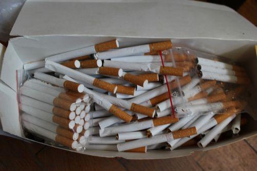 Nielegalnie produkował i handlował papierosami