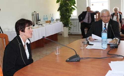 Radni będą głosować nad odwołaniem zarządu powiatu