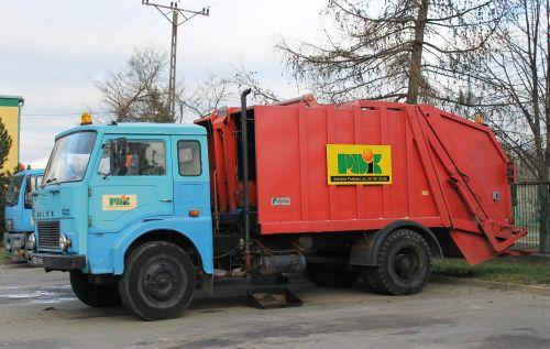 PUIK nadal będzie odbierać śmieci z miasta