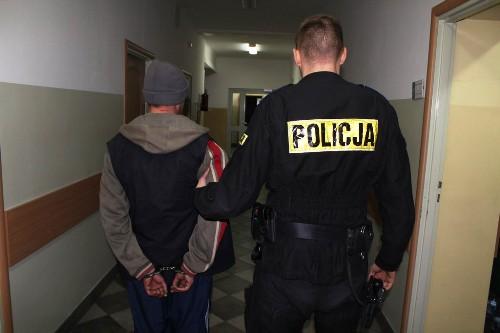 Nożem zaatakował brata