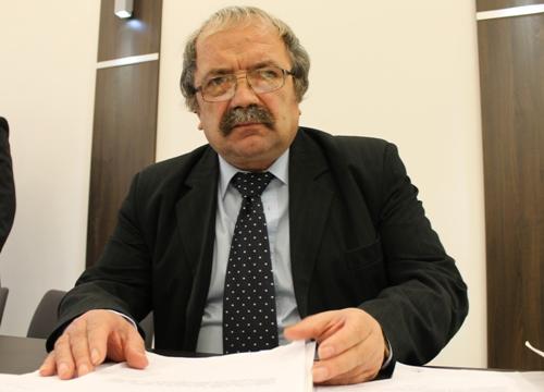 Burmistrz odpowiada na interpelacje radnego