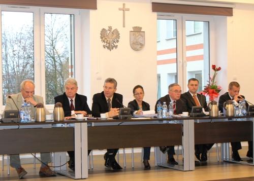 Sesja miejska: o cenach wody i?