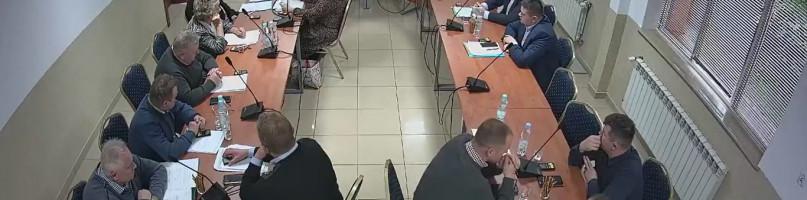 Rada „nie będzie wykonawcą rozkazów wójt”. Lepiej zrezygnować z dotacji?