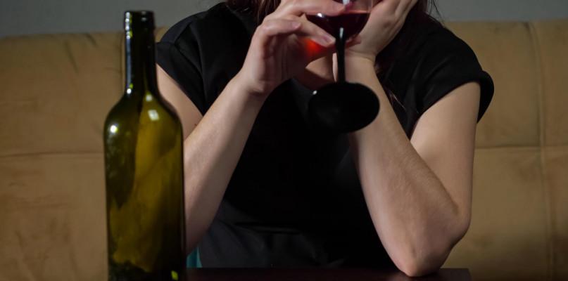 Wszywka alkoholowa Katowice - unikaj alkoholu