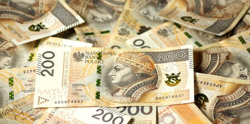 Na dodatkowe pieniądze mogą liczyć tylko te trzy grupy. Jesteś wśród nich?